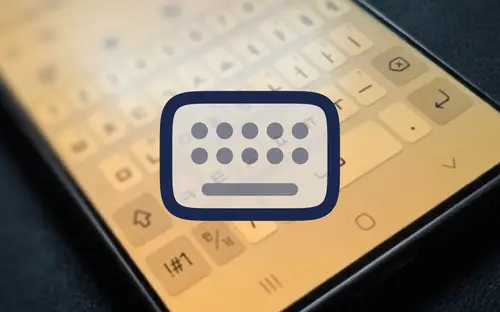 갤럭시 키보드 배경과 중앙 키보드 아이콘